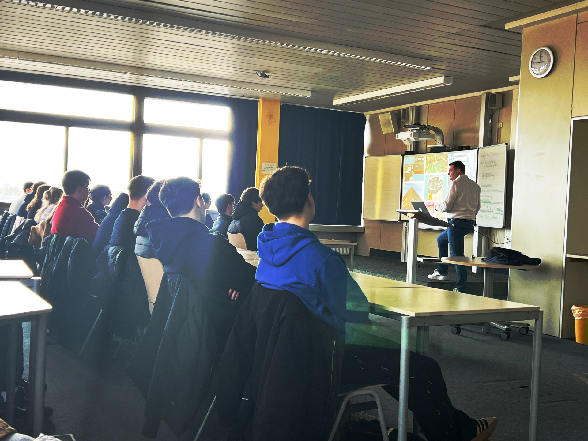 Gastvortrag: Markus Blümle (RENOLIT) am Gauß-Gymnasium